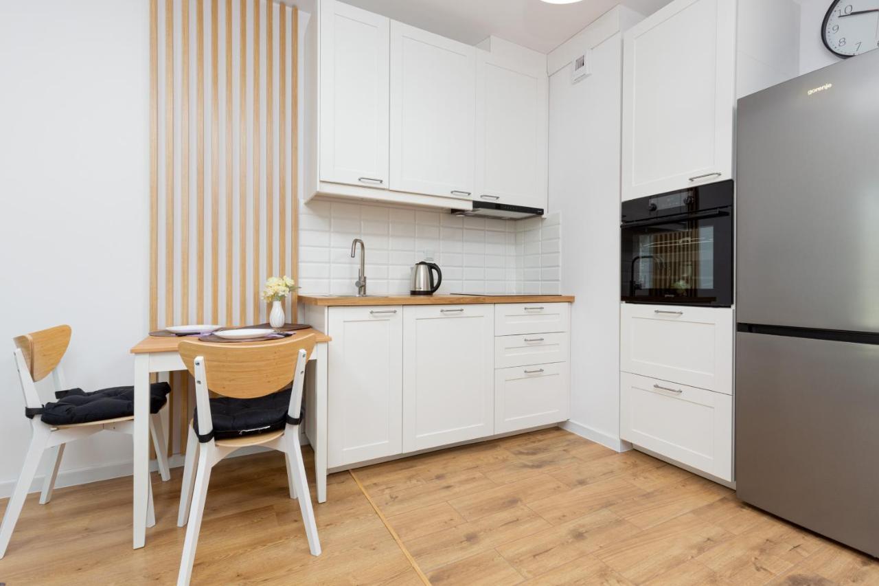 Forum Wola Jana Kazimierza Apartment By Noclegi Renters Warsawa Bagian luar foto